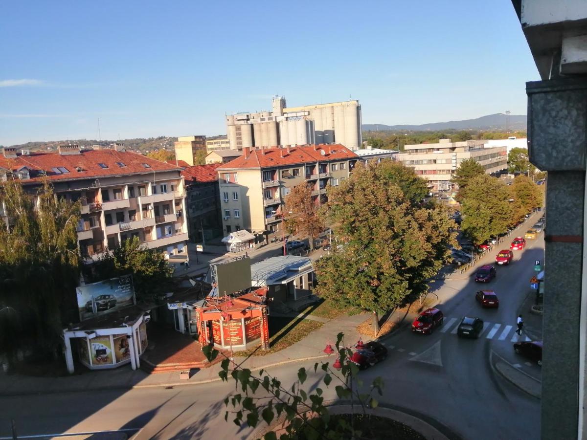 Apartman Red Wall Čačak Extérieur photo