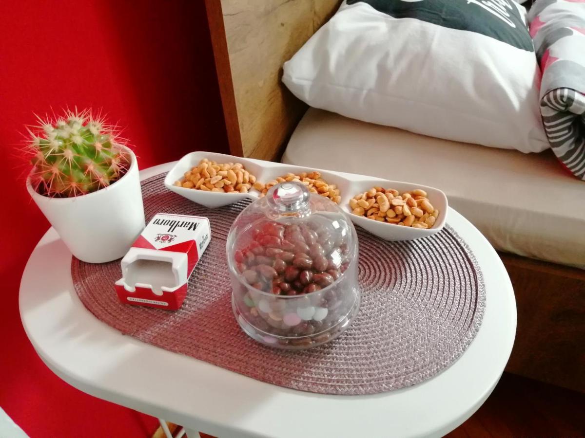 Apartman Red Wall Čačak Extérieur photo